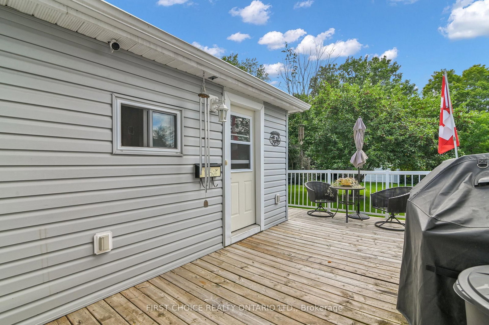 235 Ottawa Street • Almonte, ON photo 22