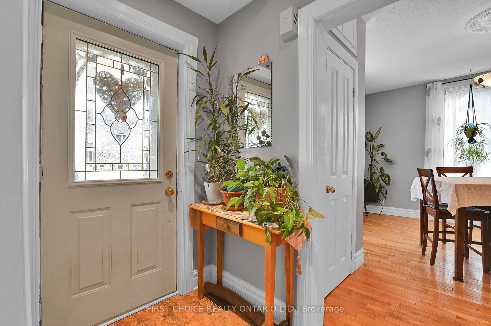 235 Ottawa Street • Almonte, ON photo 3