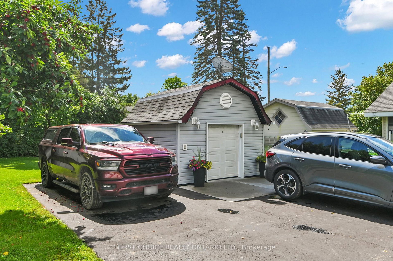 235 Ottawa Street • Almonte, ON photo 32
