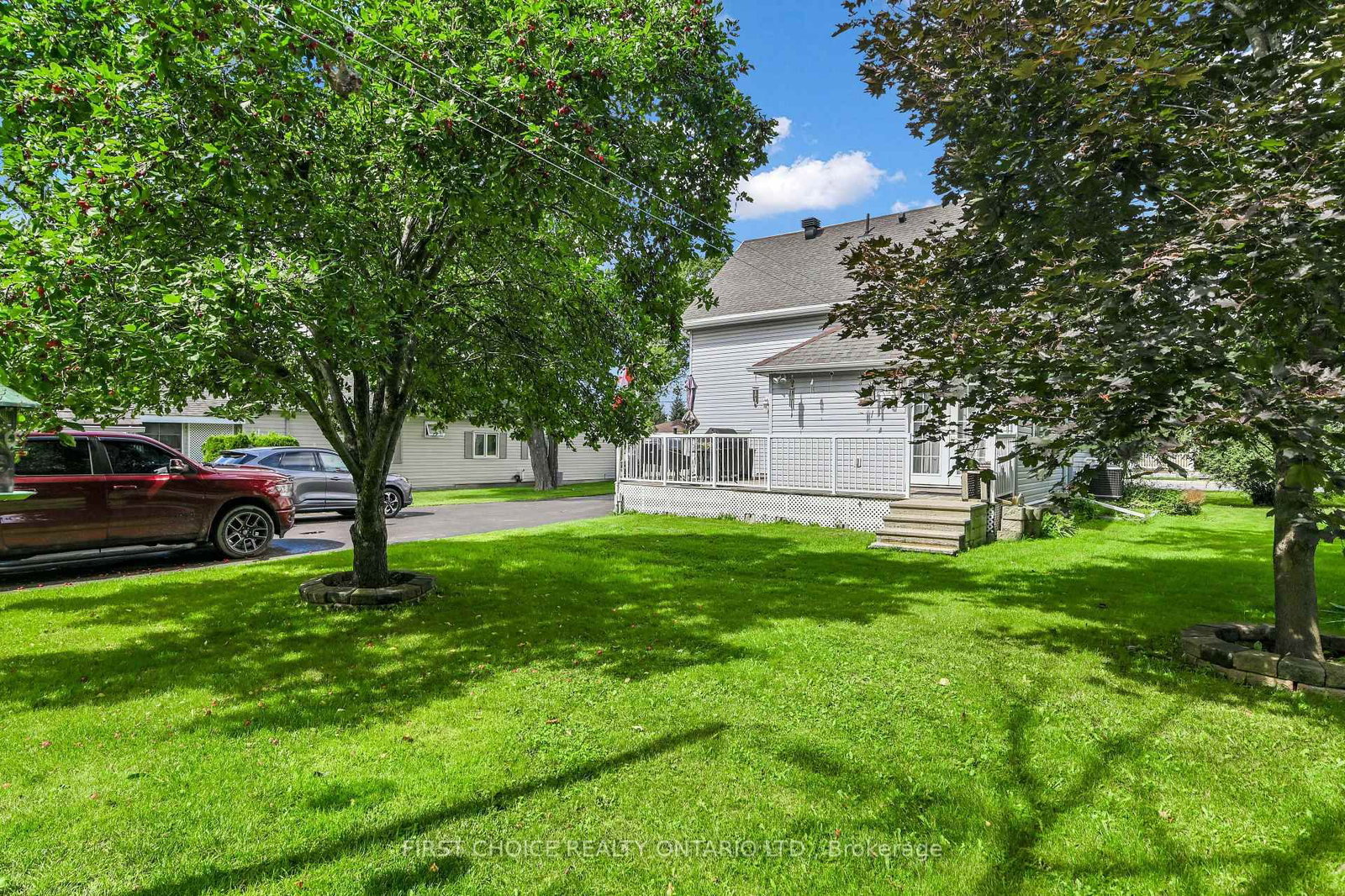235 Ottawa Street • Almonte, ON photo 33