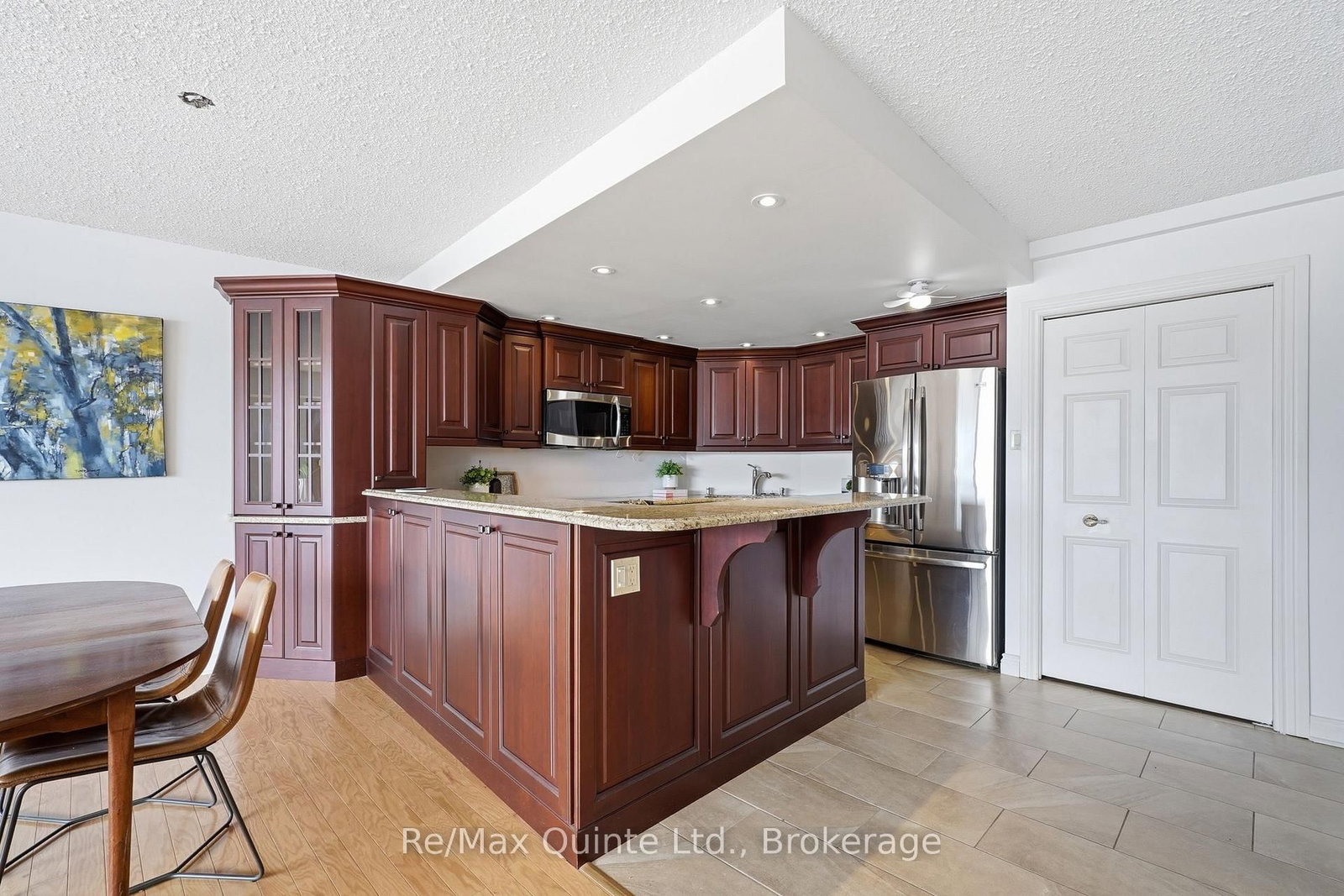 2 SOUTH FRONT Street • #307 • Belleville, ON photo 24