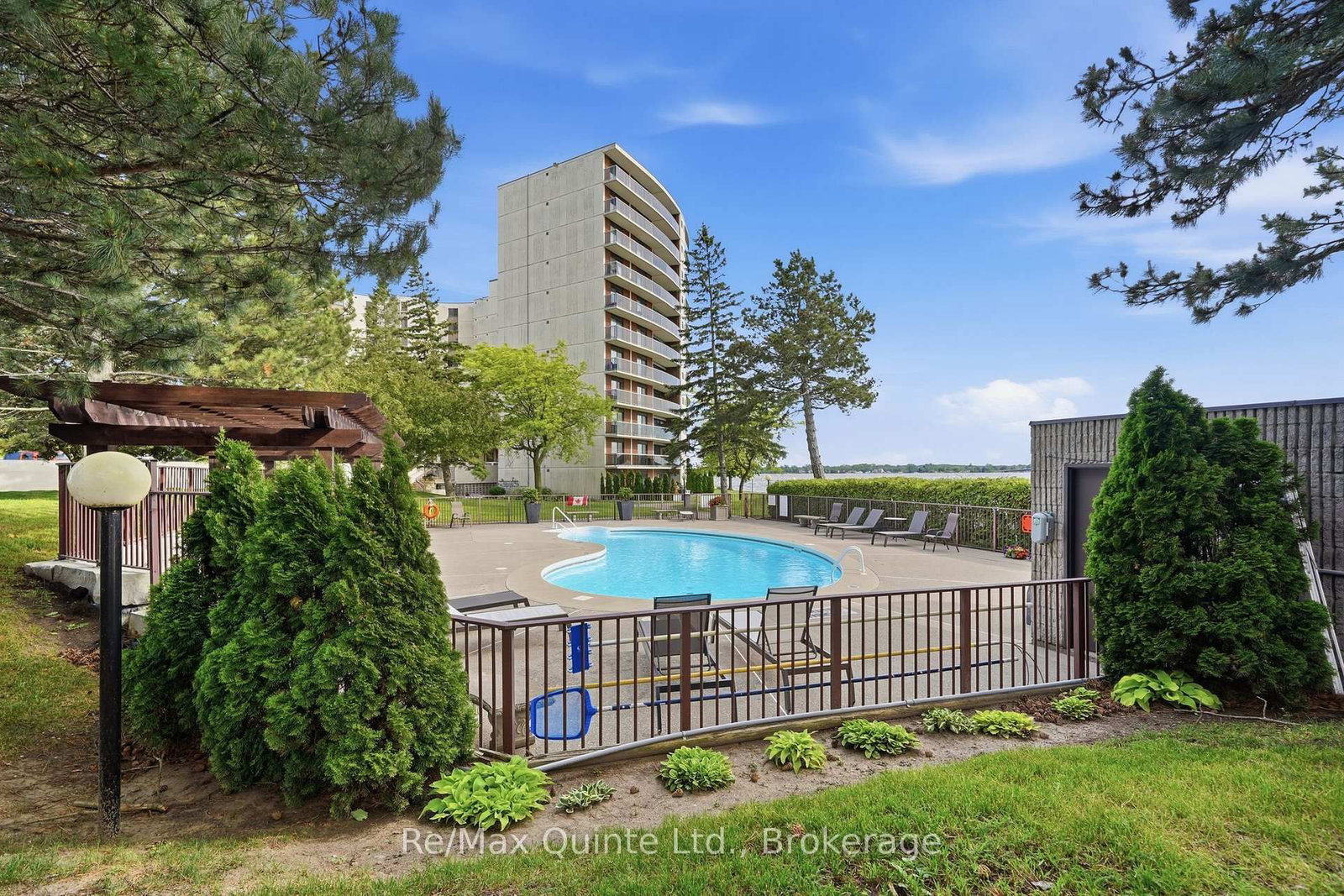 2 SOUTH FRONT Street • #307 • Belleville, ON photo 48
