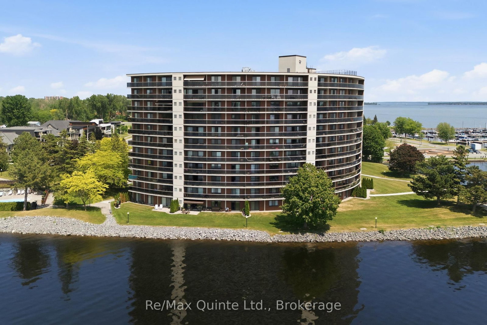 2 SOUTH FRONT Street • #307 • Belleville, ON photo 6