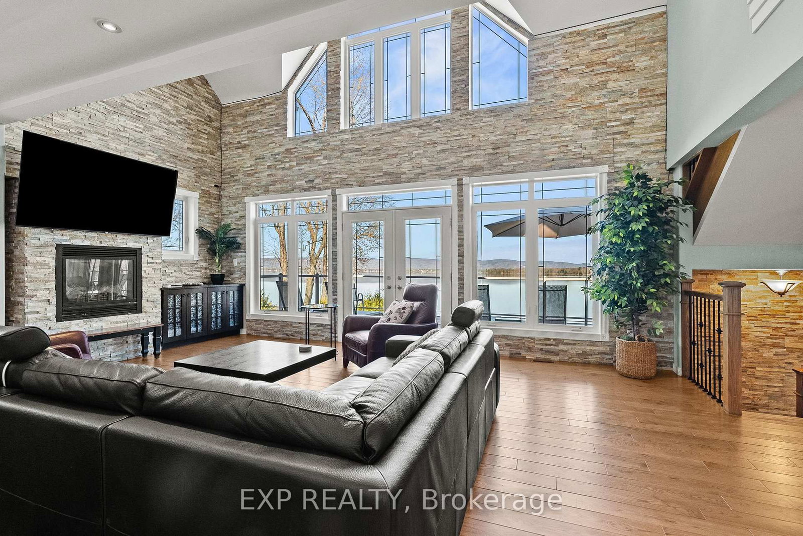 102 Allbirch Road • Ottawa, ON photo 23