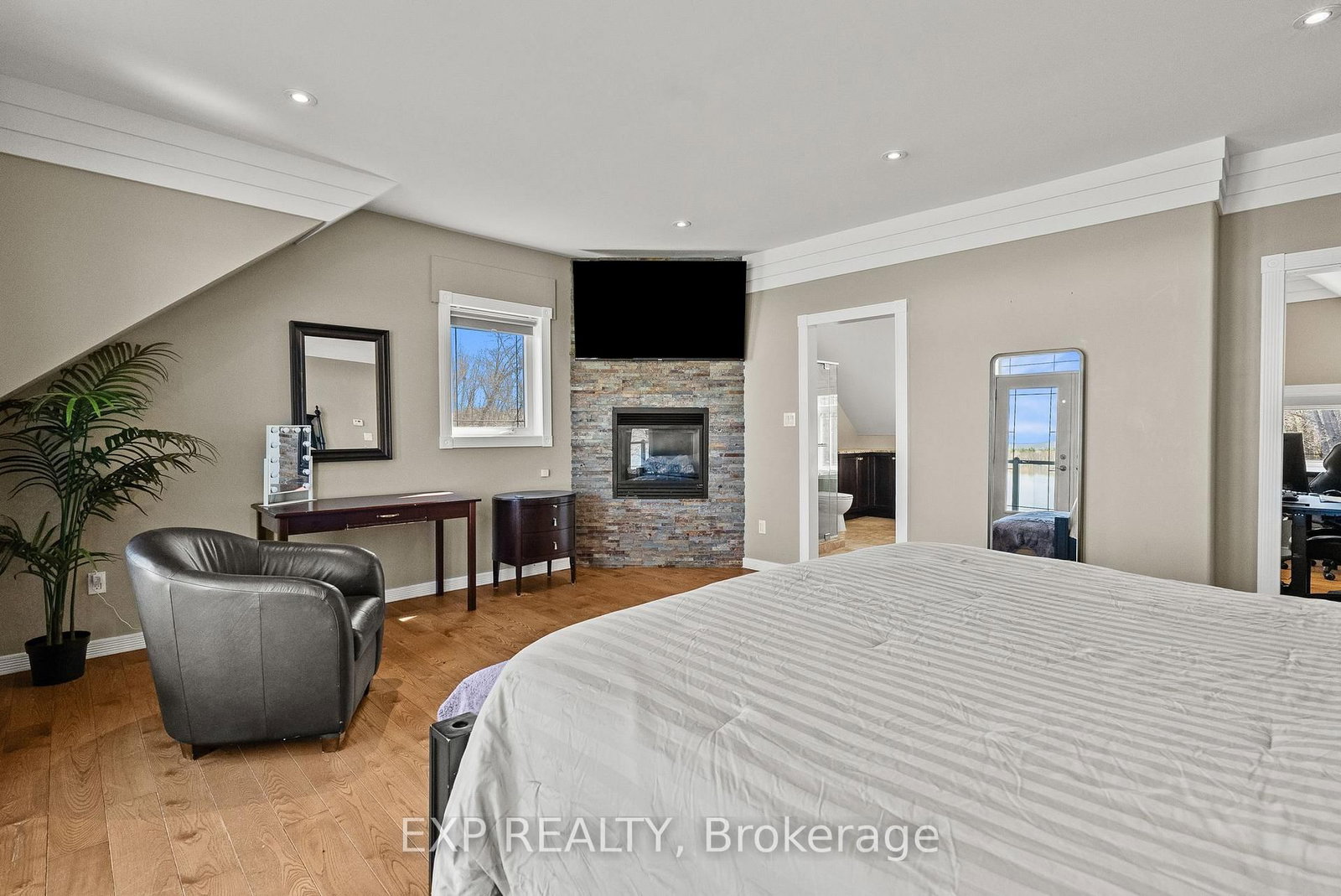 102 Allbirch Road • Ottawa, ON photo 38