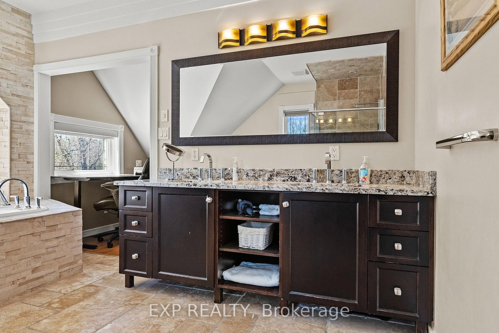 102 Allbirch Road • Ottawa, ON photo 39