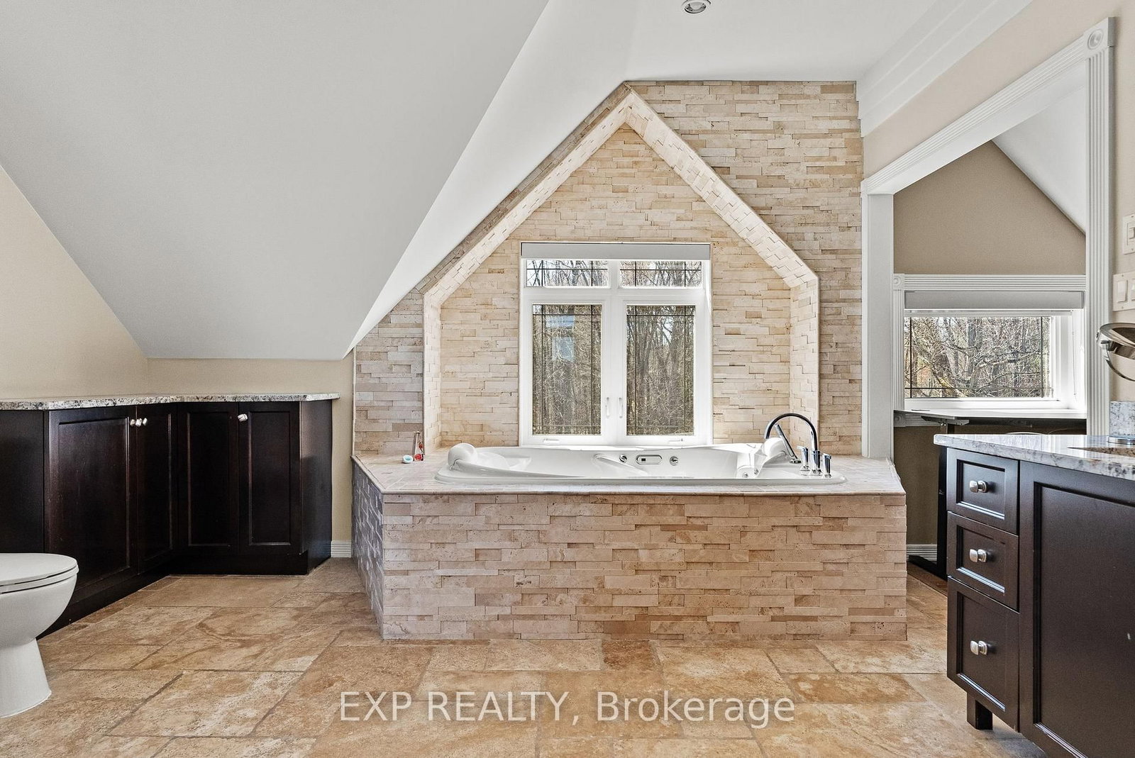 102 Allbirch Road • Ottawa, ON photo 40