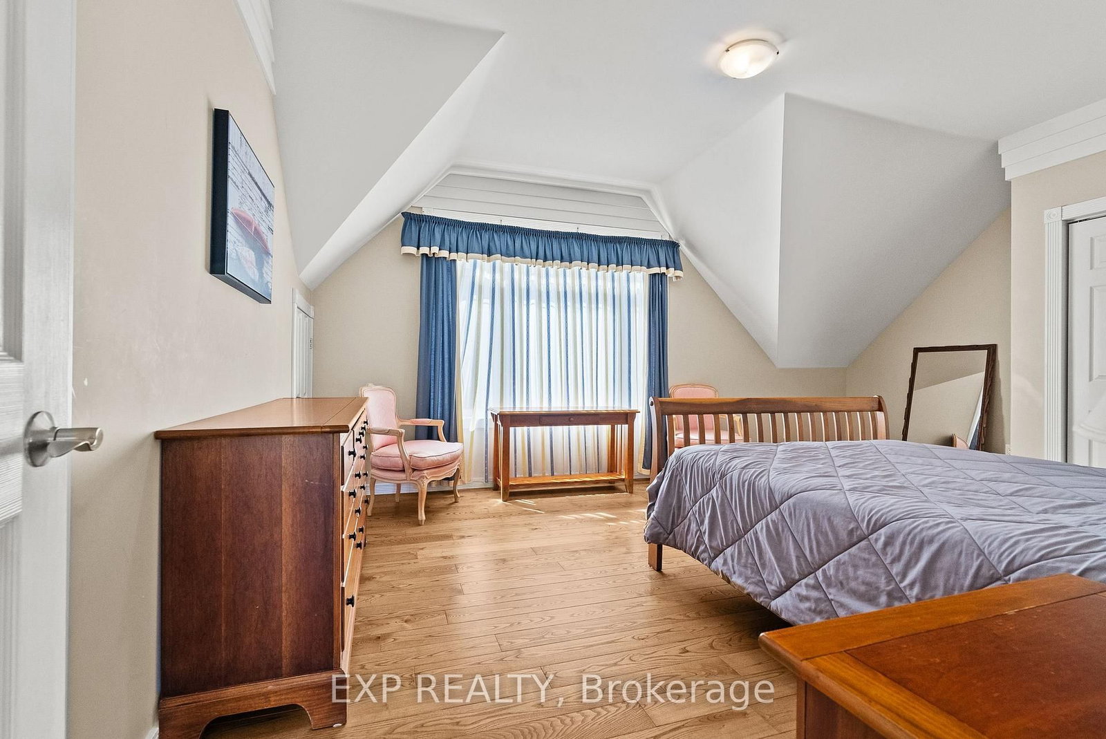 102 Allbirch Road • Ottawa, ON photo 43