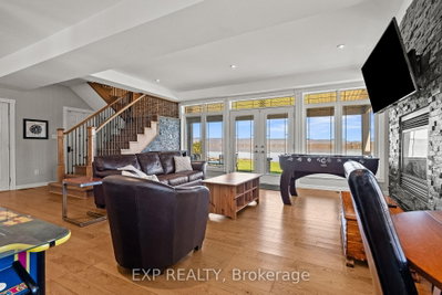 102 Allbirch Road • Ottawa, ON photo 6