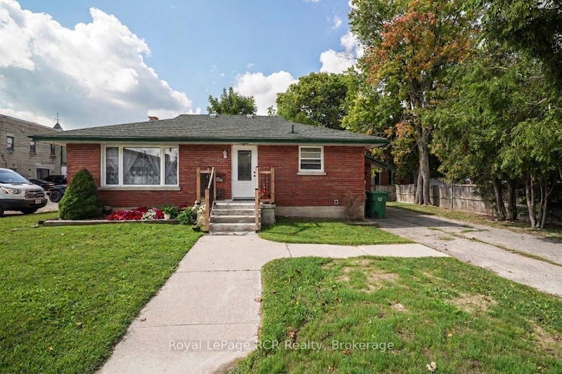 16 Patrick Street W