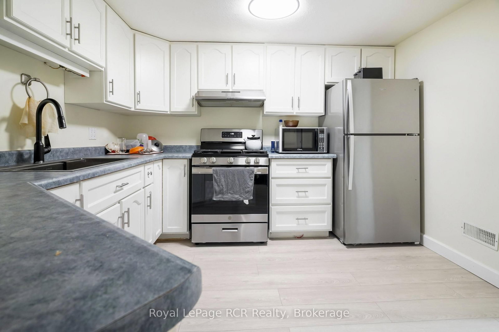 16 Patrick Street W • North Huron, ON photo 29