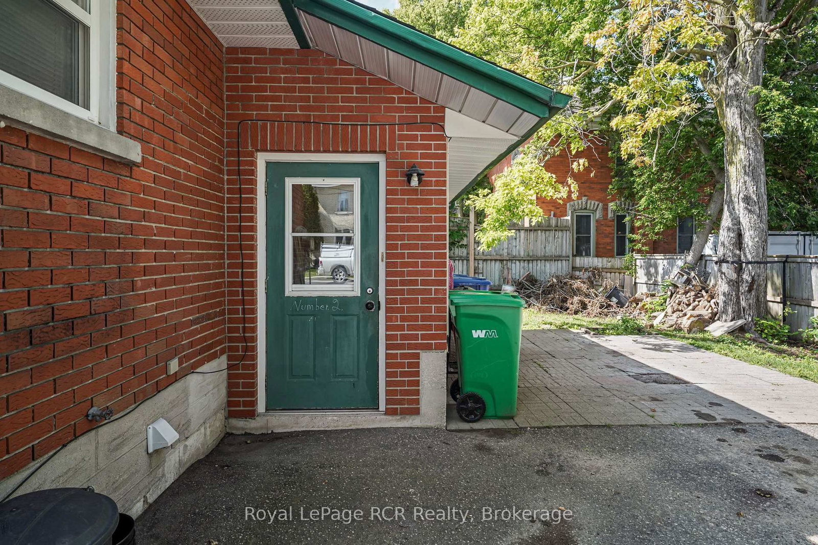 16 Patrick Street W • North Huron, ON photo 5