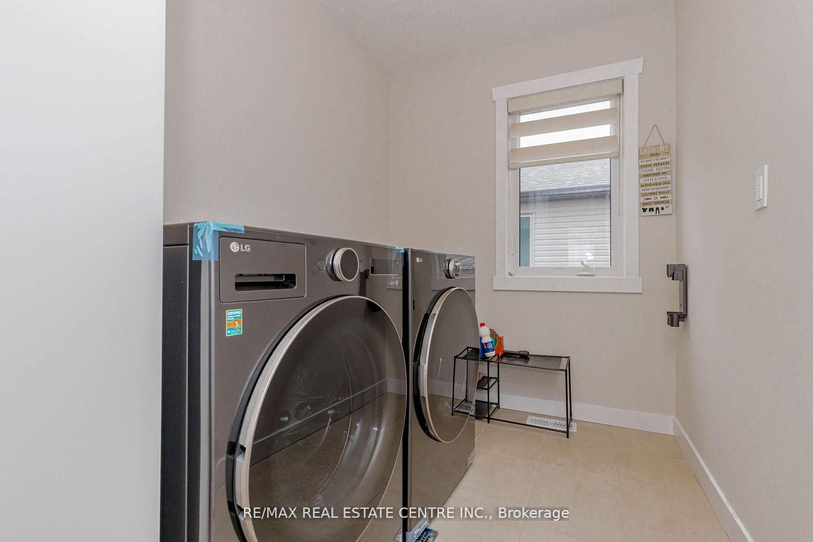 8 Moon Crescent • Cambridge, ON photo 36