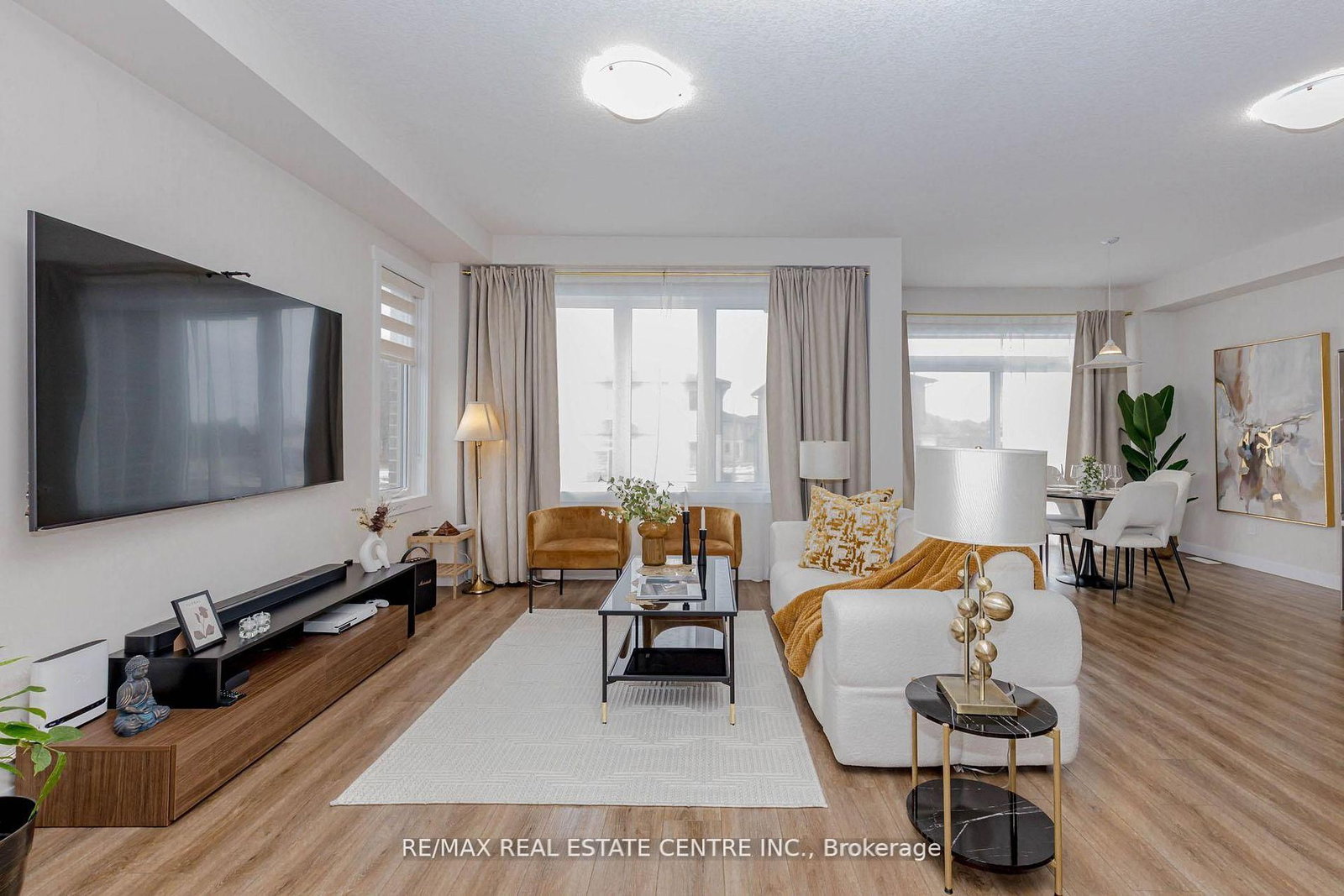 8 Moon Crescent • Cambridge, ON photo 9