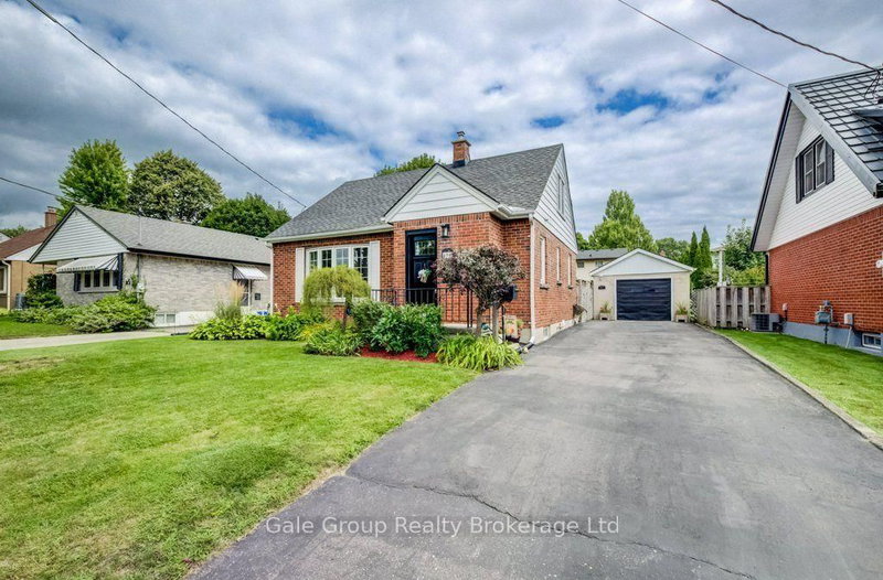 450 Huron Street