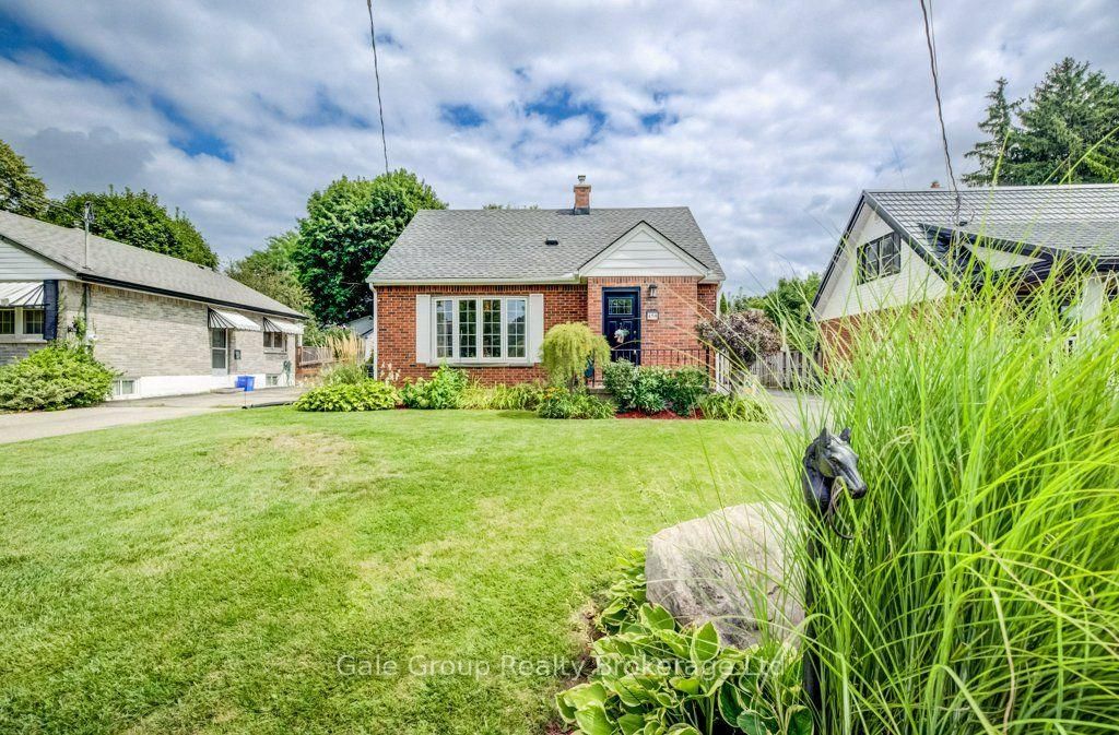 450 Huron Street • Woodstock, ON photo 3
