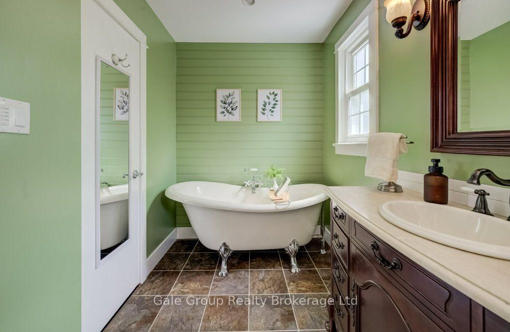 450 Huron Street • Woodstock, ON photo 31