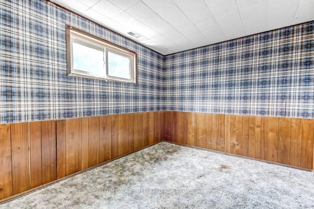 1 Pickwick Place • London East, ON photo 8
