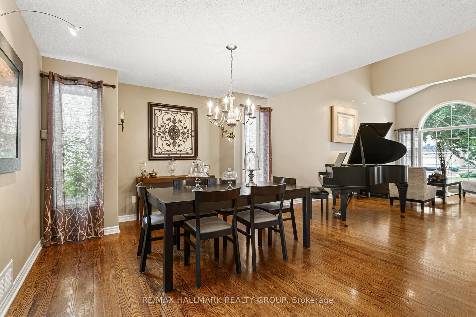 9 Blackshire Circle • Ottawa, ON photo 10