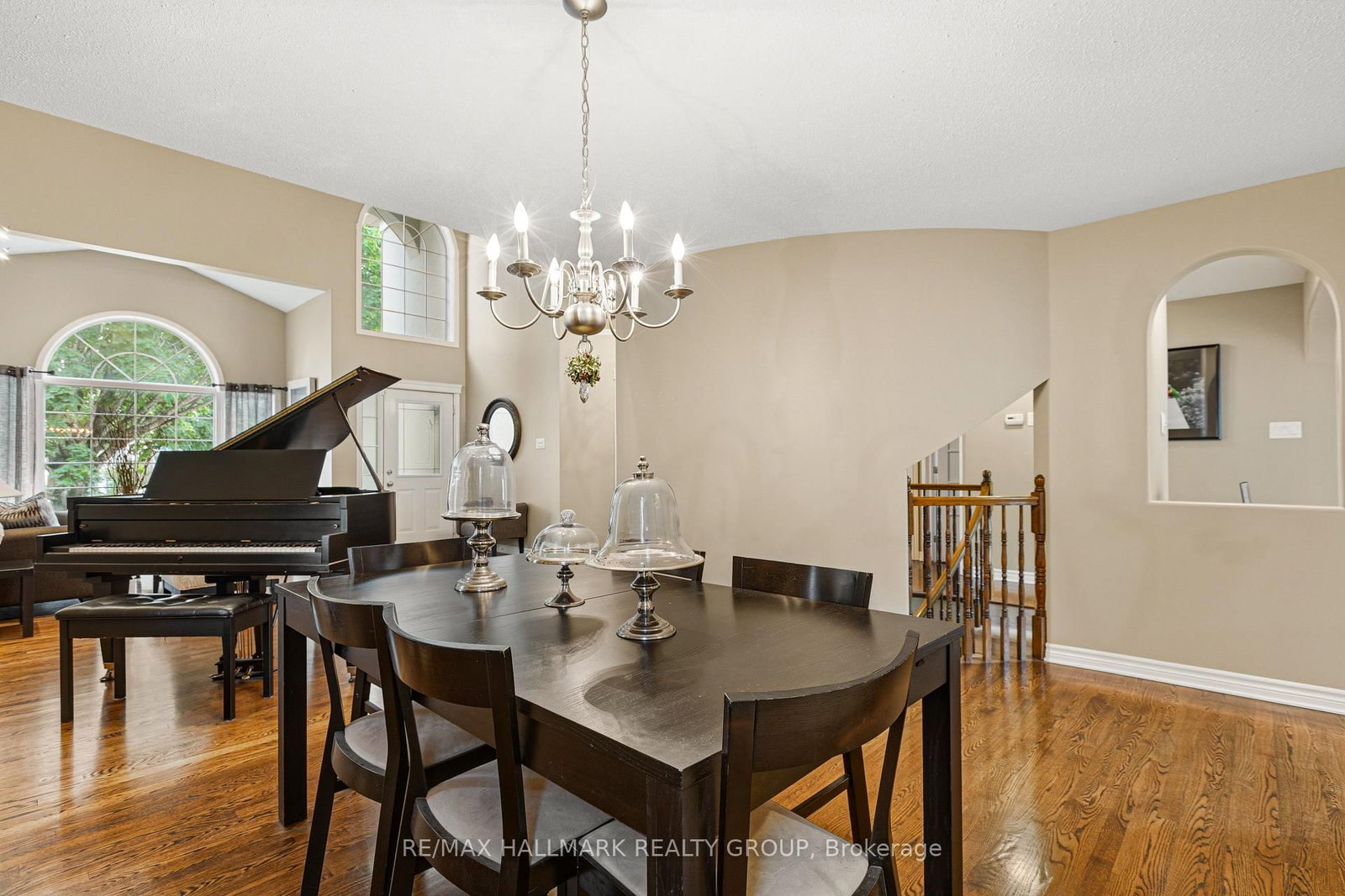 9 Blackshire Circle • Ottawa, ON photo 11