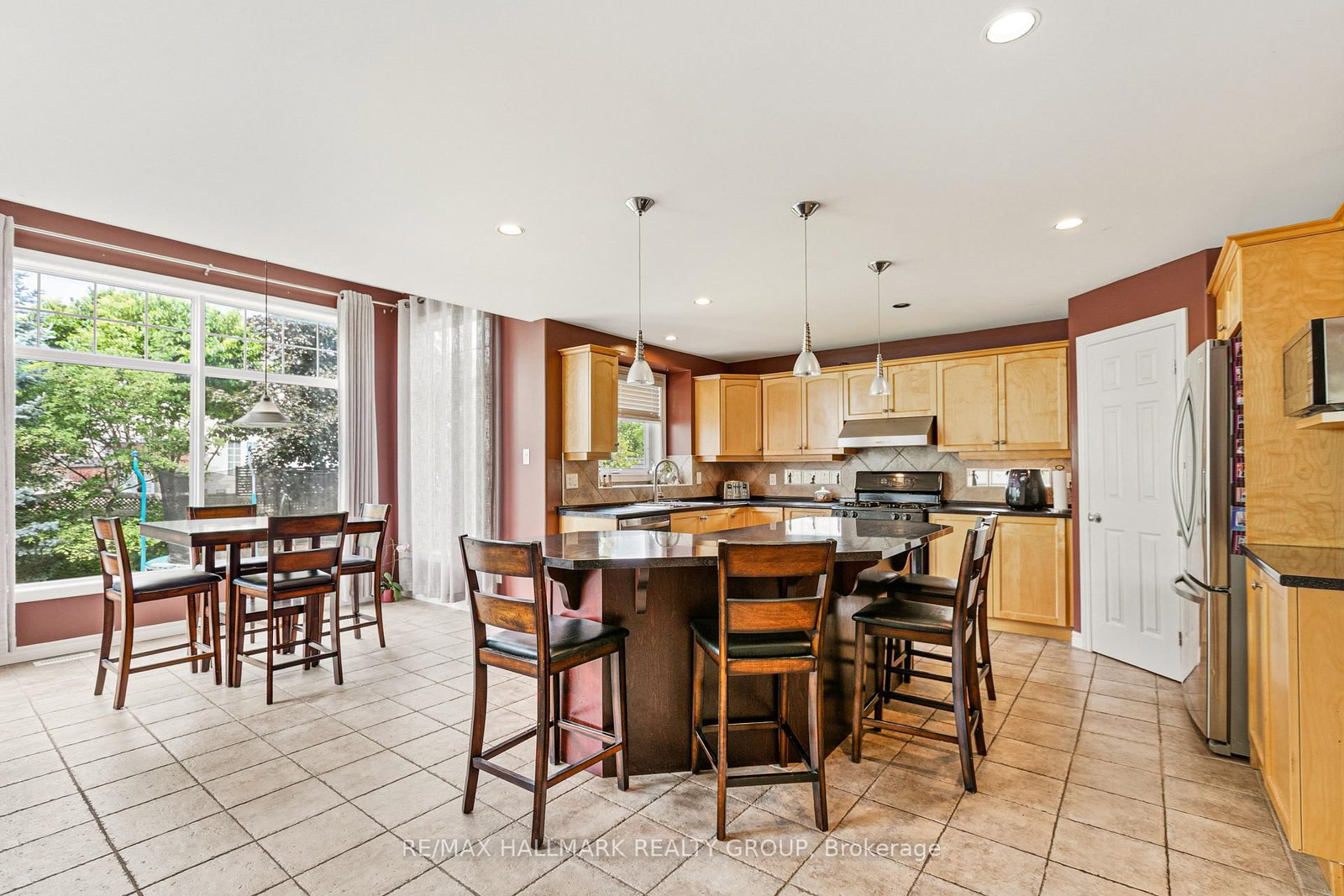 9 Blackshire Circle • Ottawa, ON photo 16