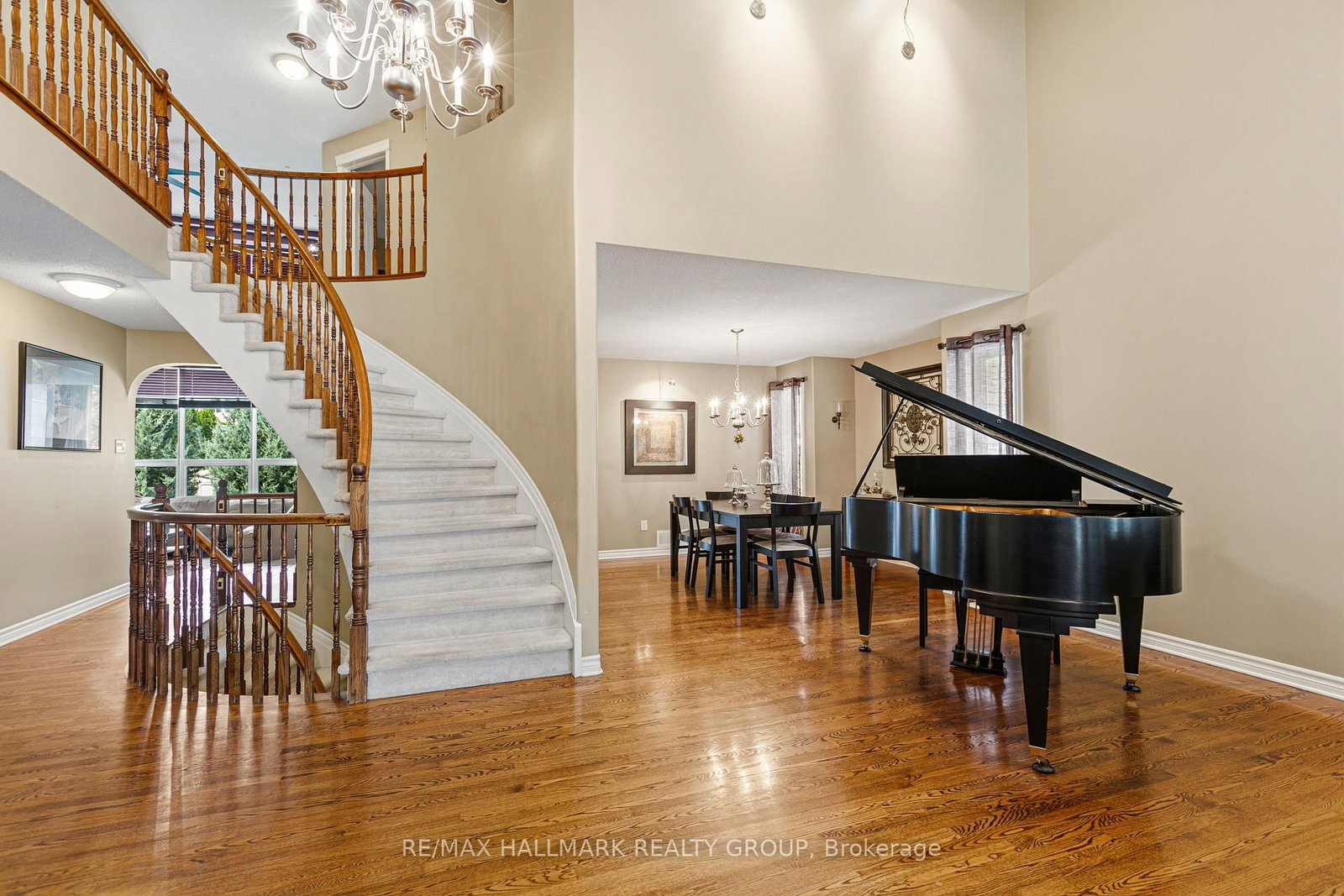 9 Blackshire Circle • Ottawa, ON photo 9
