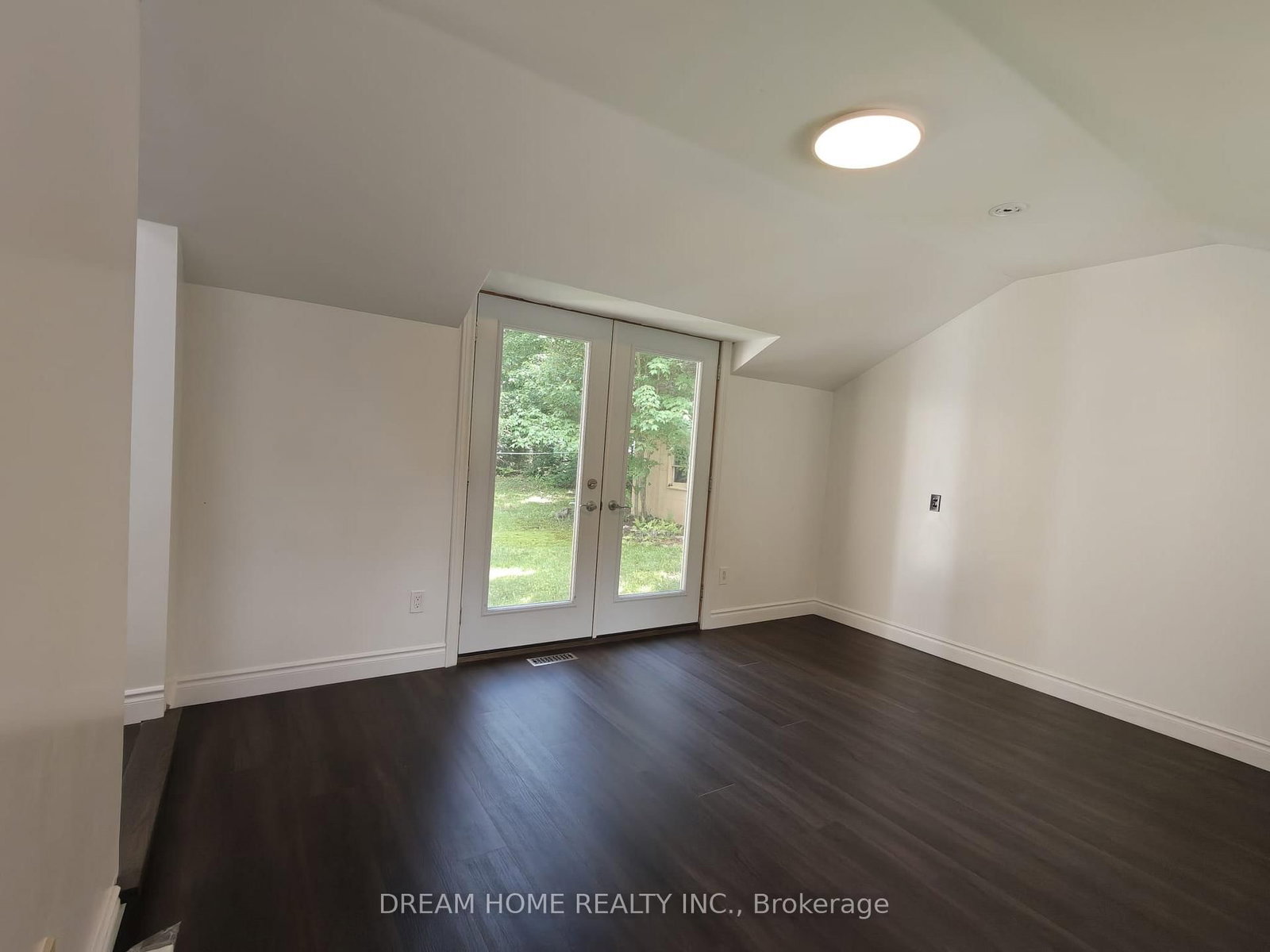 150 Hillside Lake Road • North Bay, ON photo 9