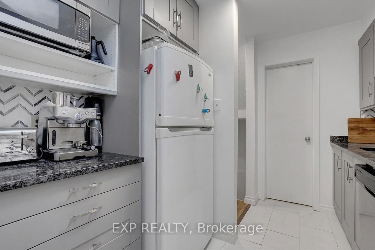 20 Hart Avenue • #F • Ottawa, ON photo 13