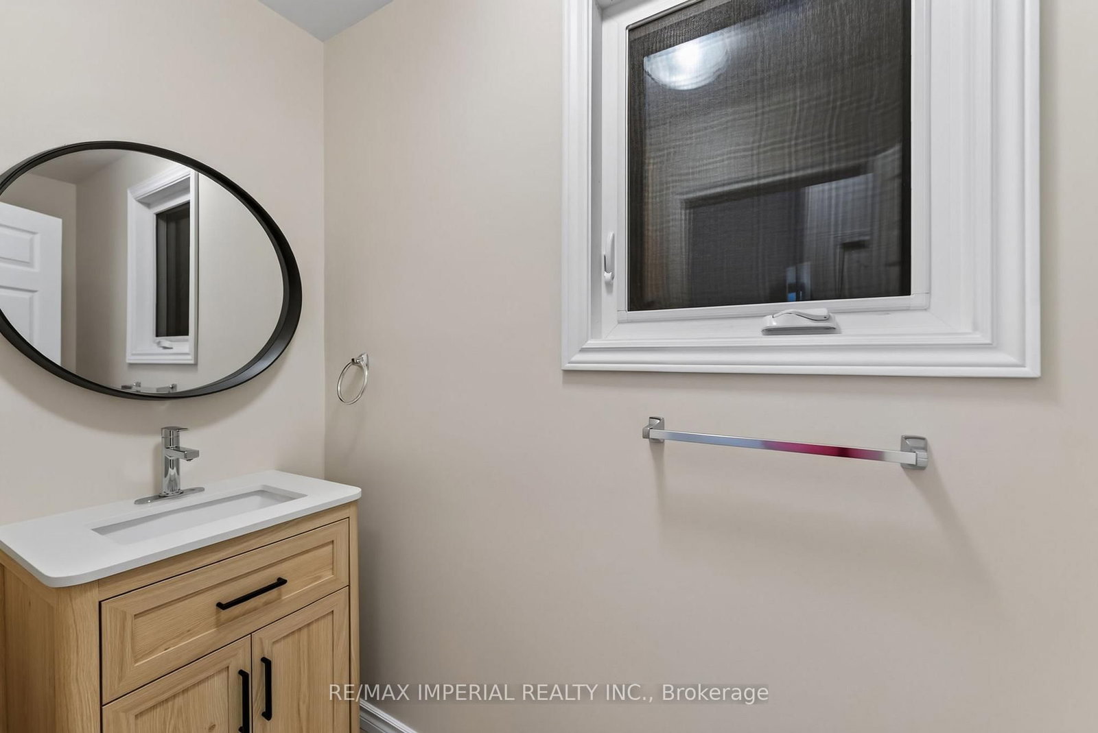 60 Radcliff Parkway • Greater Sudbury, ON photo 5