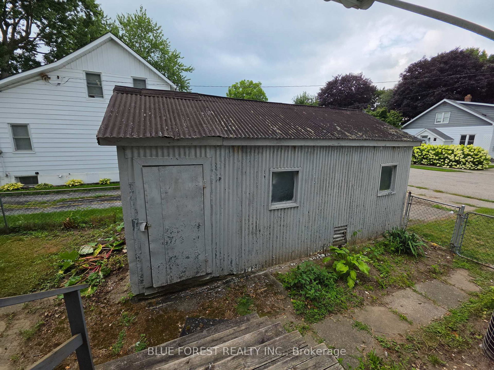 248 Ridout Street • West Elgin, ON photo 32