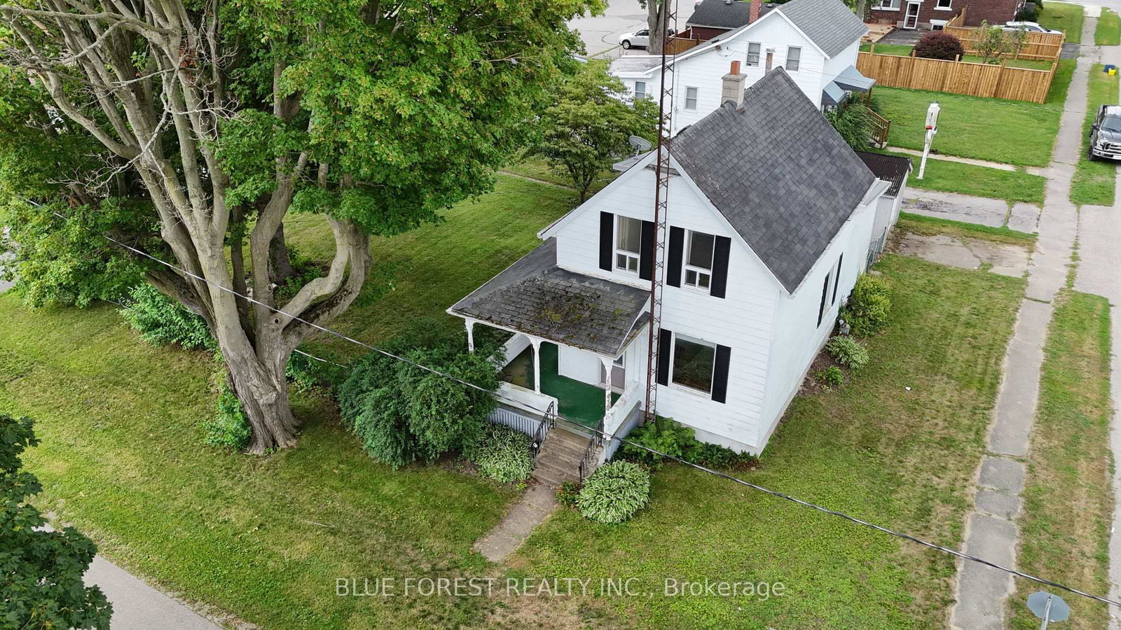 248 Ridout Street • West Elgin, ON photo 36