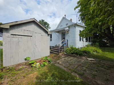 248 Ridout Street • West Elgin, ON photo 5