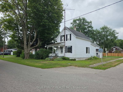 248 Ridout Street • West Elgin, ON photo 9