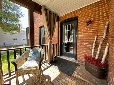 138 Colborne Street • Tweed, ON photo 2