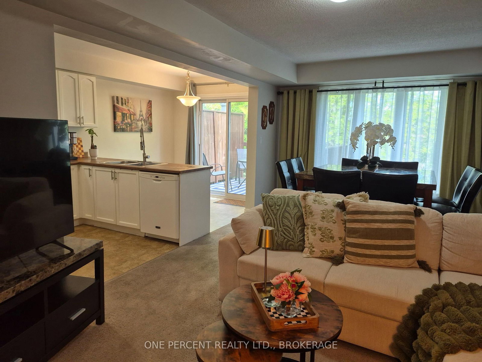 110 Fireside Court • Kingston, ON photo 11
