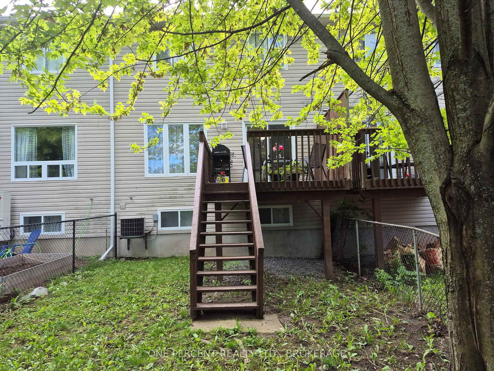 110 Fireside Court • Kingston, ON photo 33