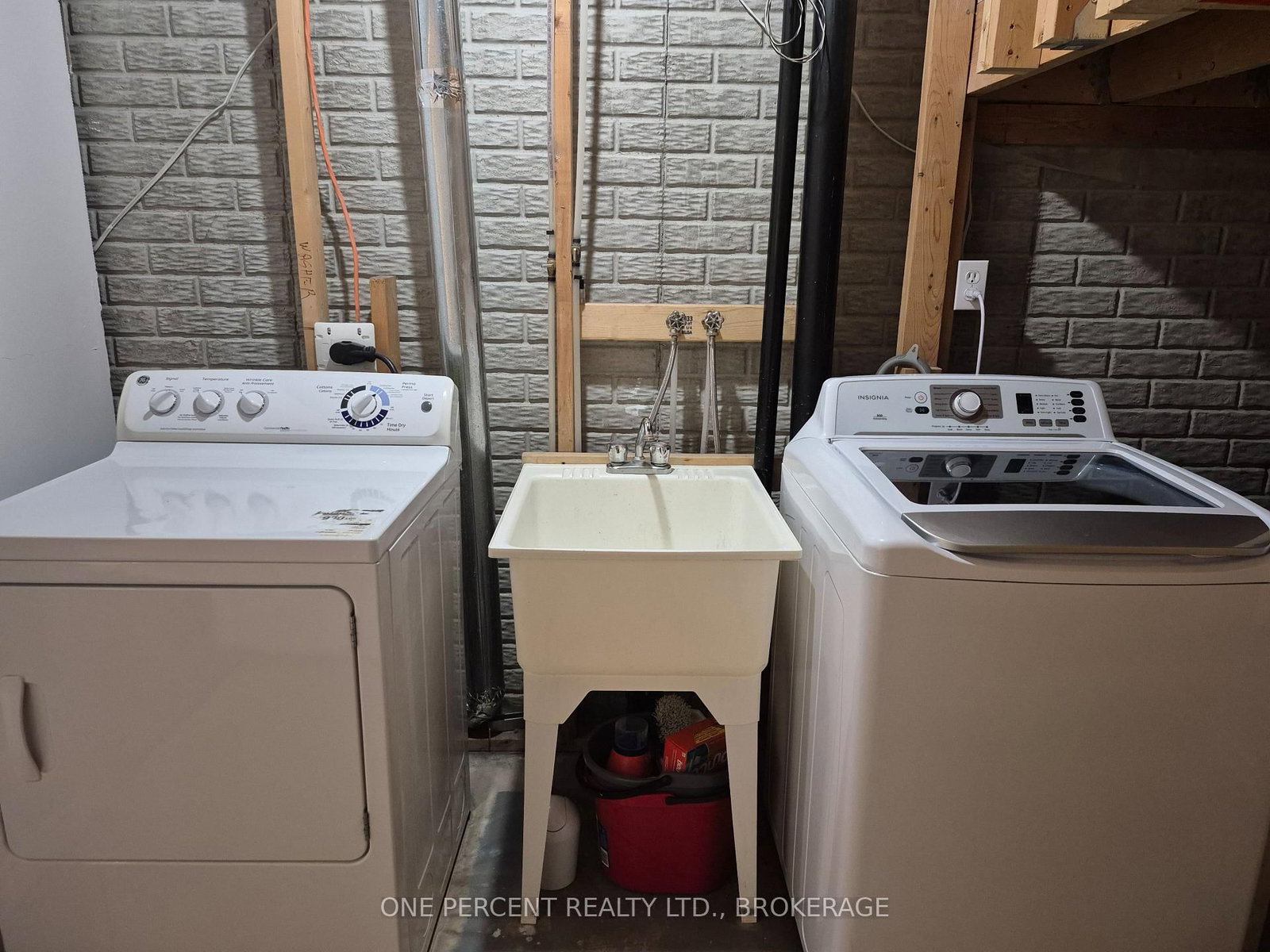 110 Fireside Court • Kingston, ON photo 45