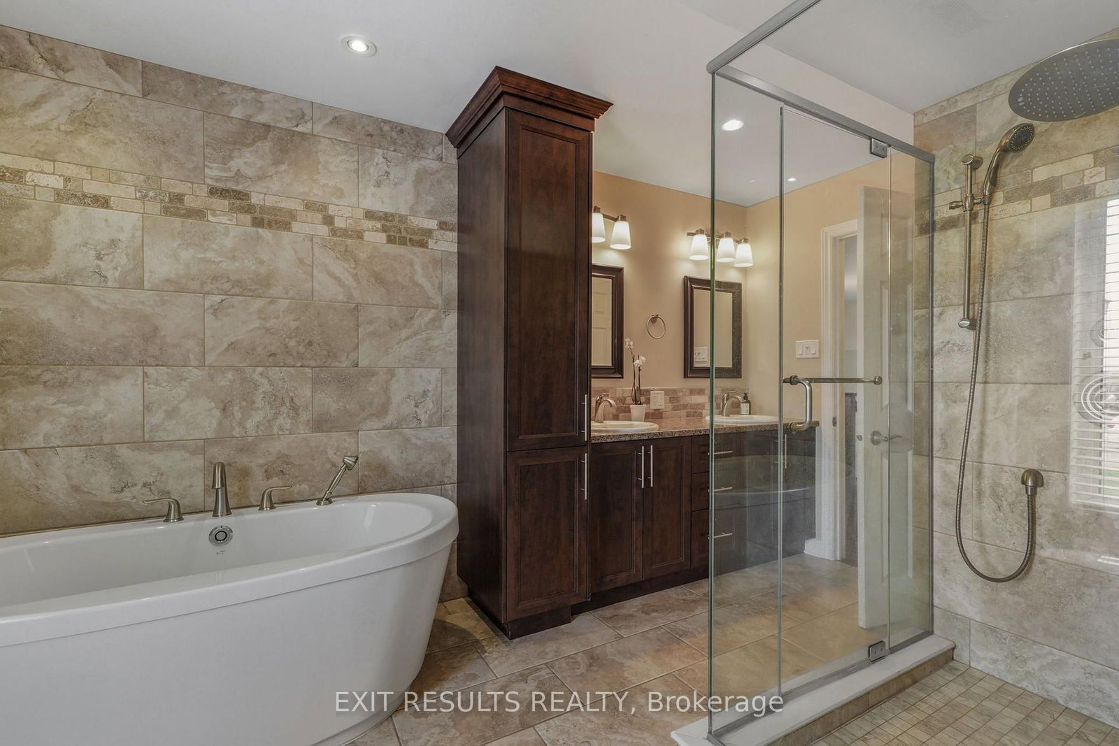 1887 Champlain Street • Out of Area, ON photo 20
