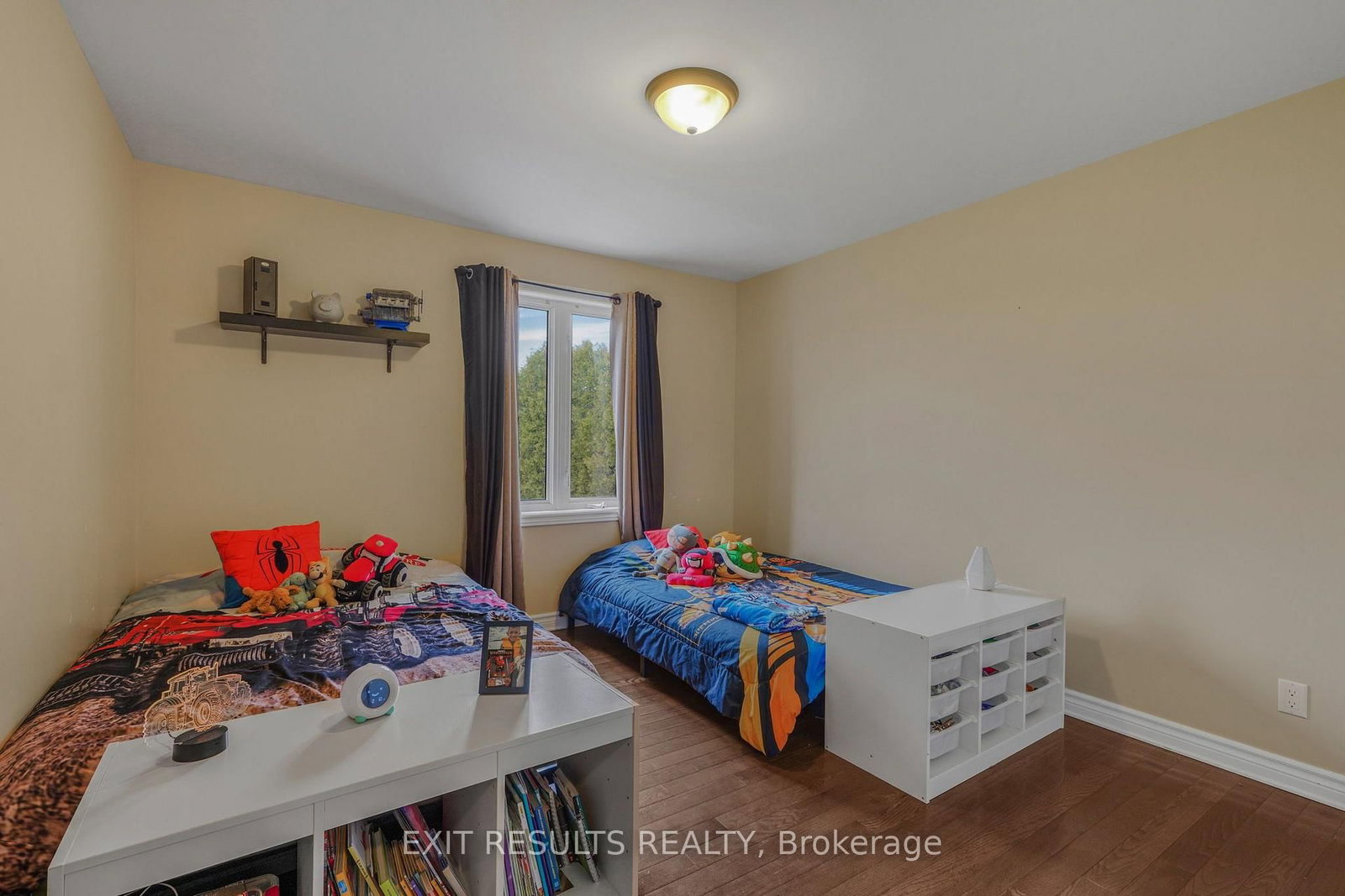 1887 Champlain Street • Out of Area, ON photo 23