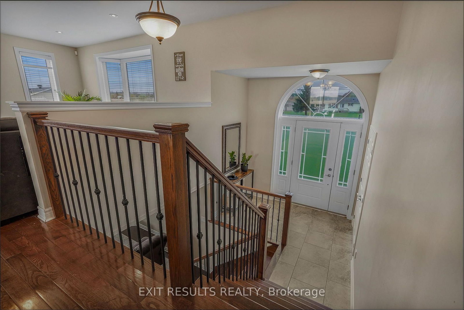 1887 Champlain Street • Out of Area, ON photo 5