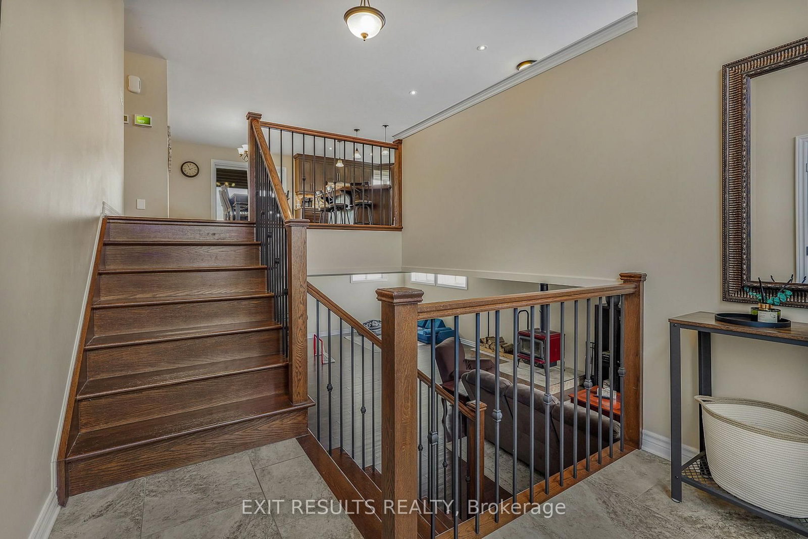 1887 Champlain Street • Out of Area, ON photo 6