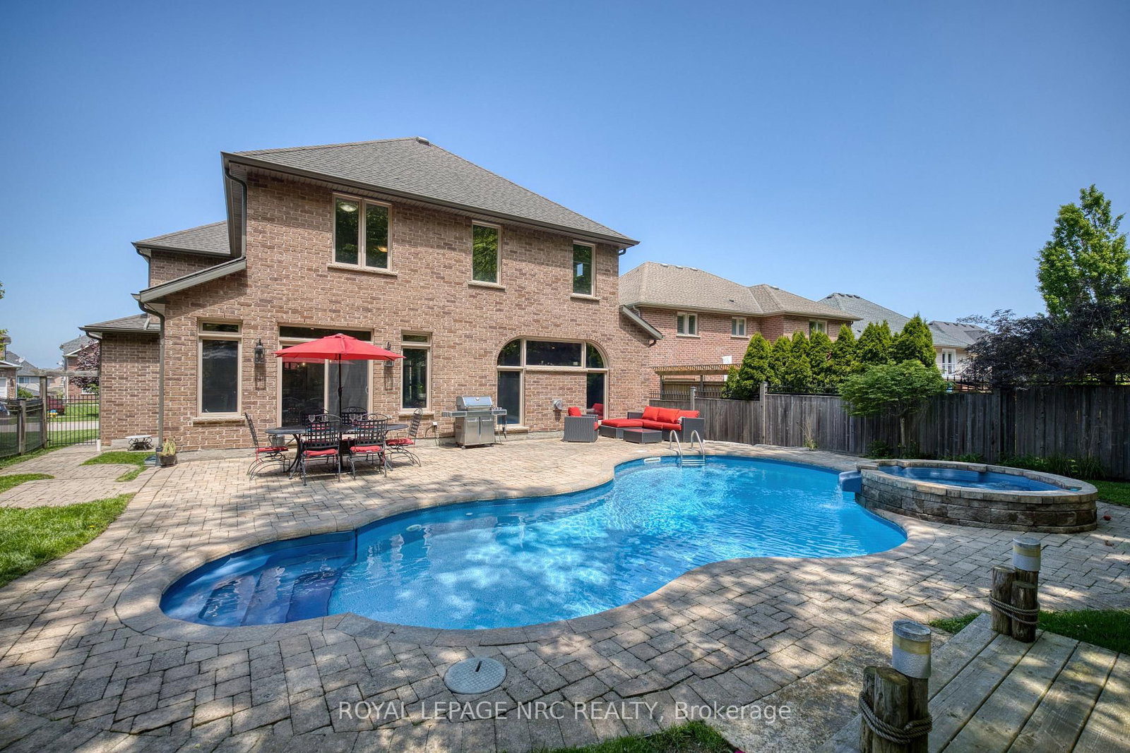 27 Bell Avenue • Grimsby, ON photo 43