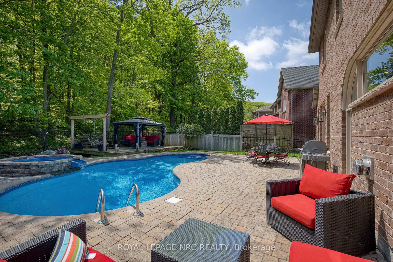 27 Bell Avenue • Grimsby, ON photo 46