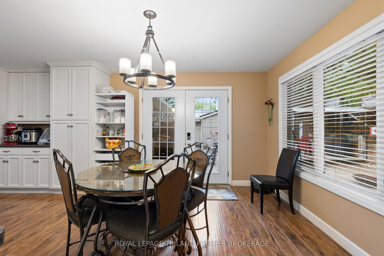 7710 Clayton Street • Lambton Shores, ON photo 11