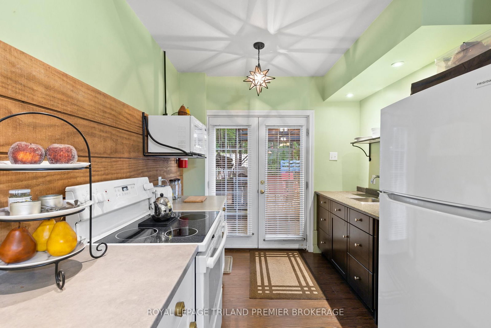 7710 Clayton Street • Lambton Shores, ON photo 29