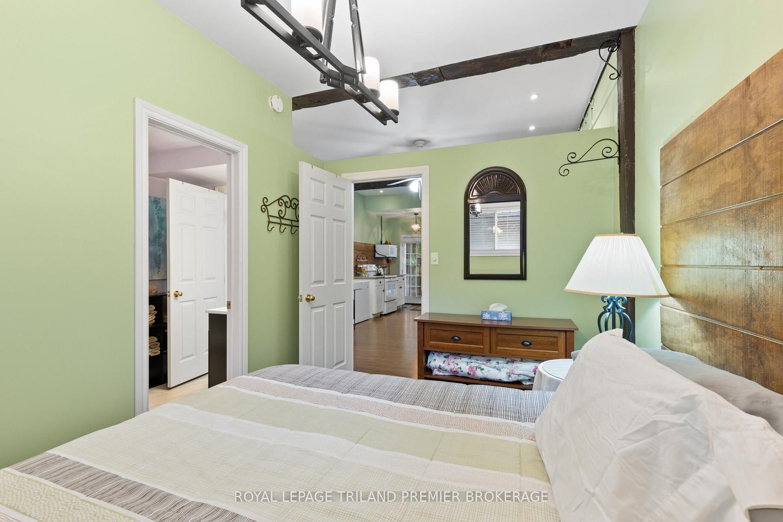 7710 Clayton Street • Lambton Shores, ON photo 32