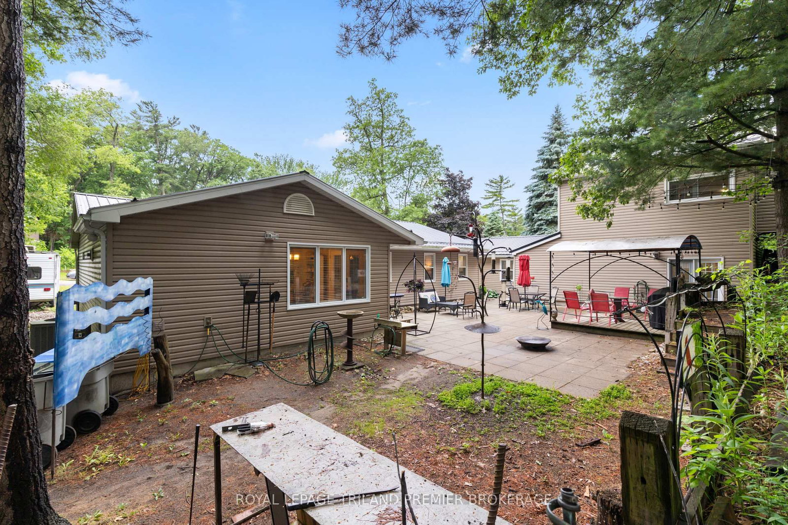 7710 Clayton Street • Lambton Shores, ON photo 36