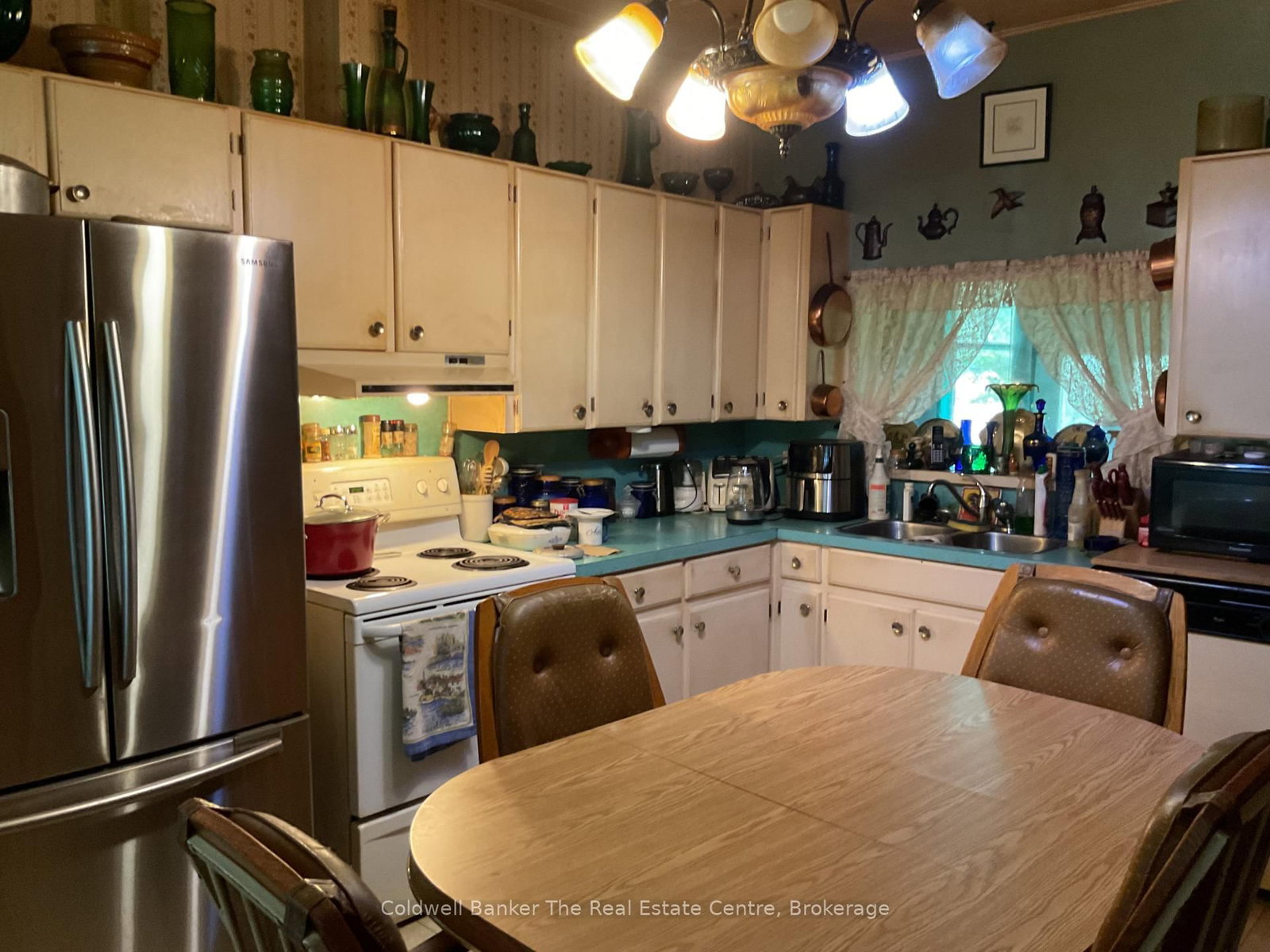 610 John Street S • Gravenhurst, ON photo 3