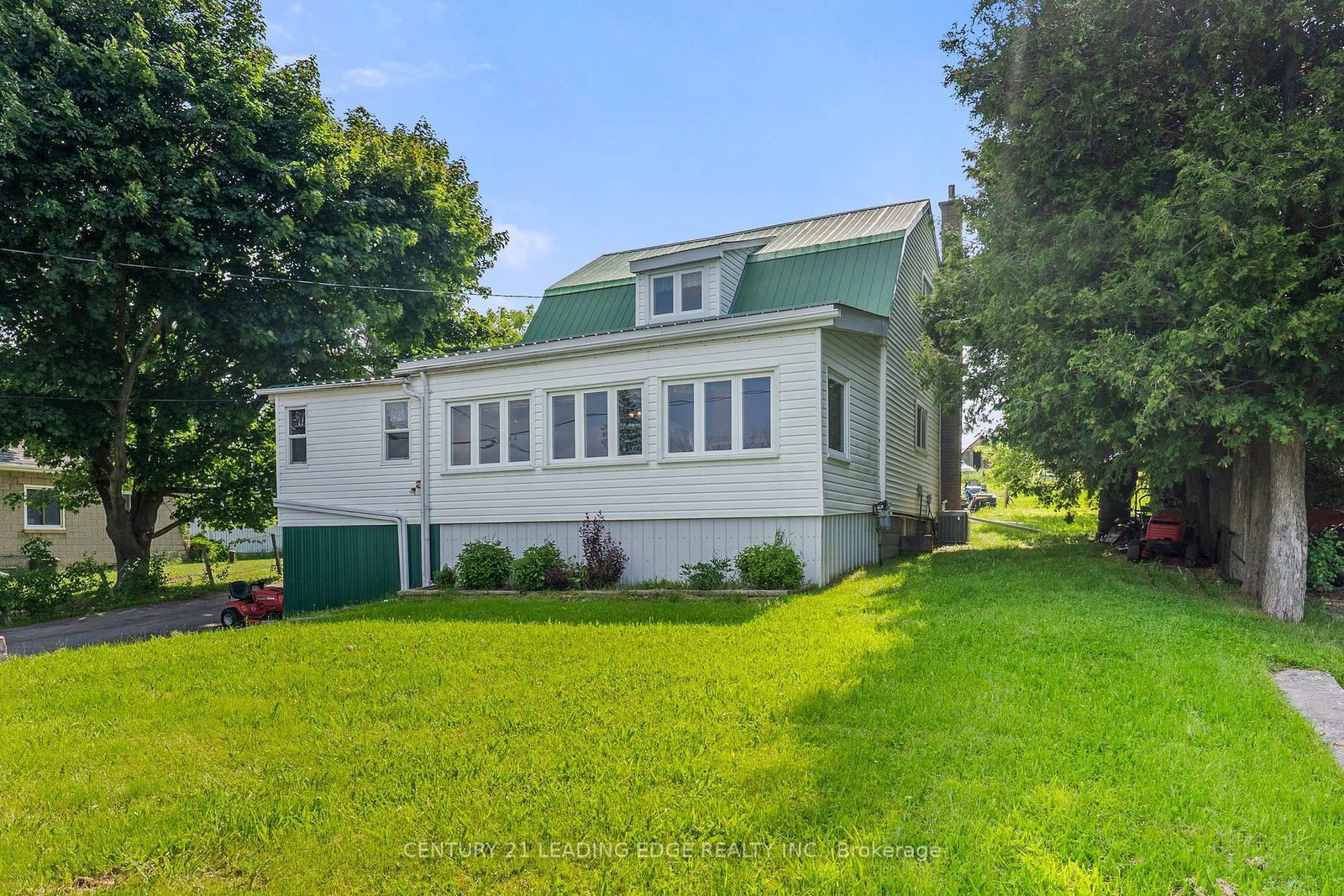 3094 Lakefield Road • Selwyn, ON photo 5