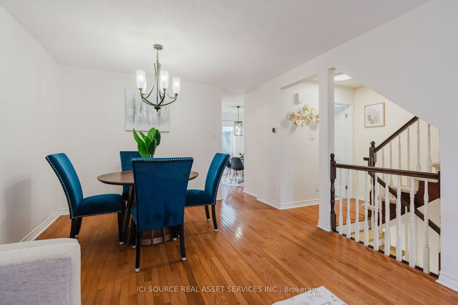 149 Woodgate Way • Ottawa, ON photo 8